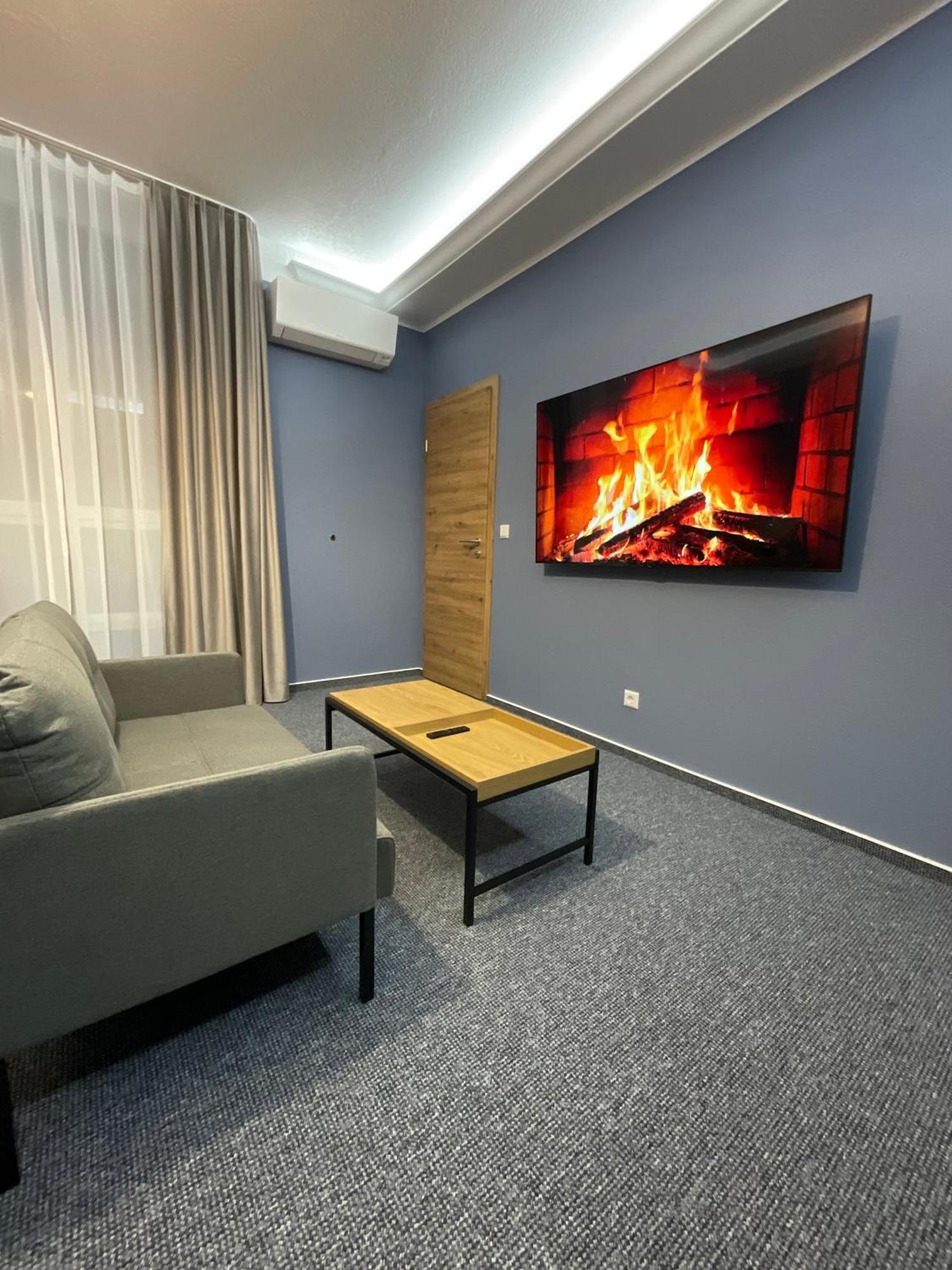 Hotel Residenz Luxury Apartments Metzingen  Exterior photo